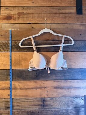 Victoria’s Secret Nude Logo Band Push-Up Bra 34B